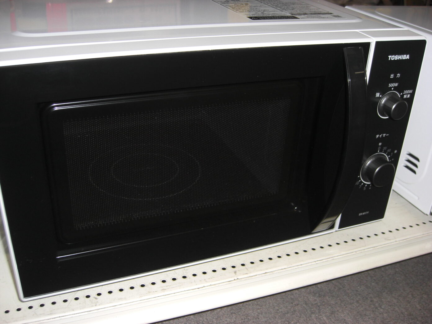 (2026.01.05買取)東芝 電子レンジ 2023年製 ER-M17Y